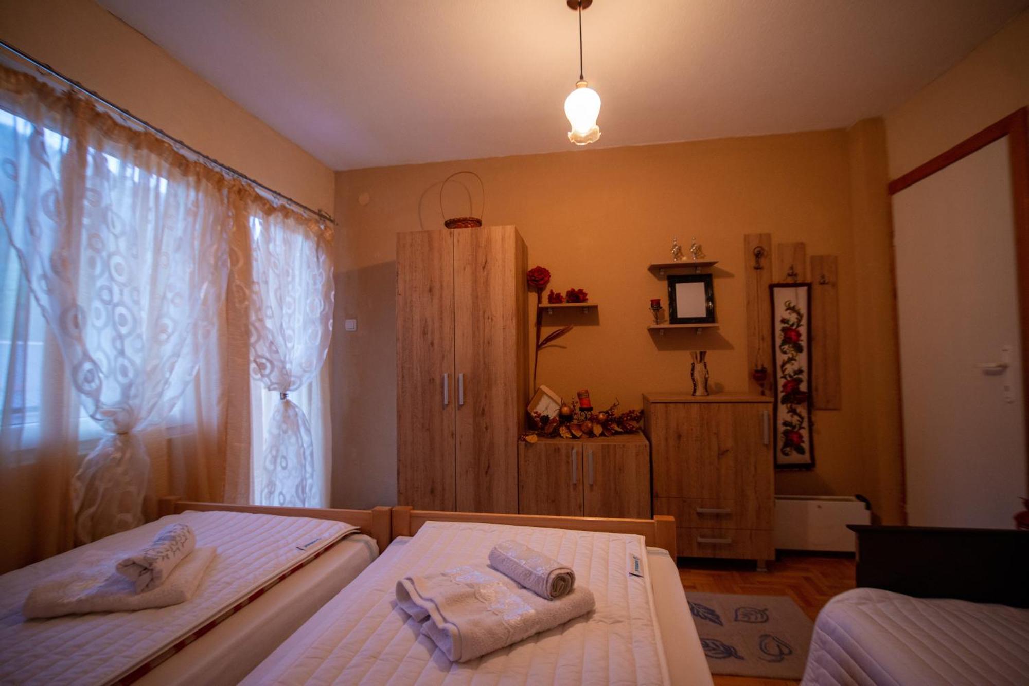 Villa Kiko Mountain Village 比托拉 外观 照片