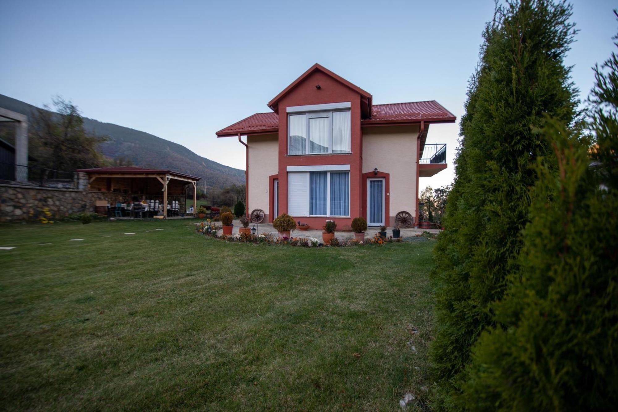 Villa Kiko Mountain Village 比托拉 外观 照片